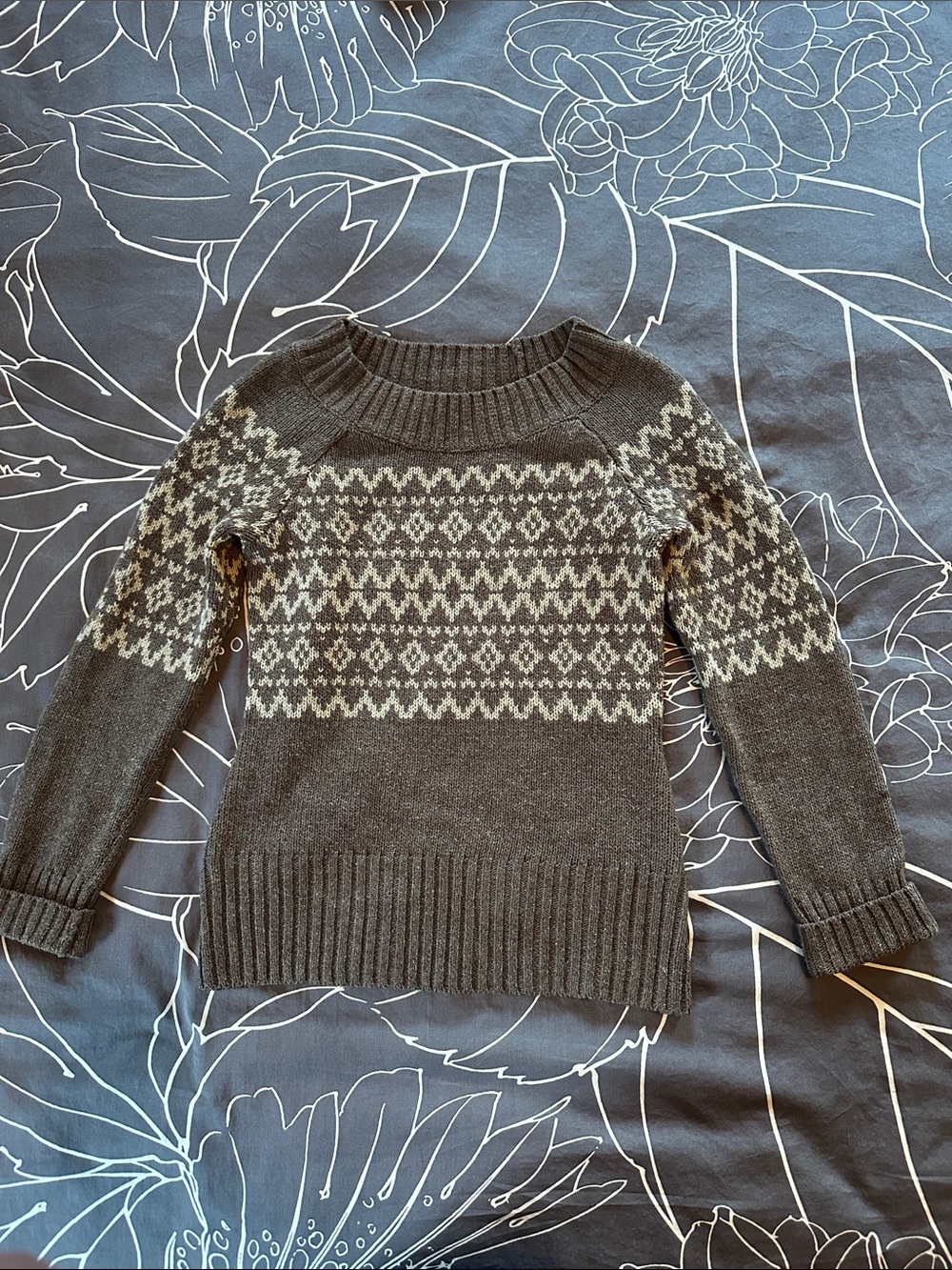 Women's Royal Robbin’s Brown Knit Sweater - Classic Winter Style